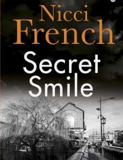   / Secret Smile (French, 2003)    